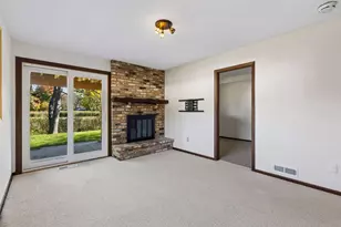 10348 Yorktown Ln N, Maple Grove, MN 55369 - Photo 36