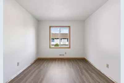 10348 Yorktown Lane N, Maple Grove, MN 55369 - Photo 26