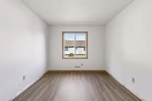 10348 Yorktown Ln N, Maple Grove, MN 55369 - Photo 26