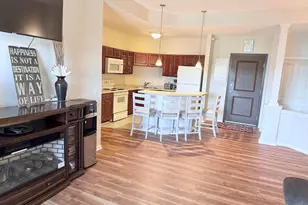 649 Old Hwy 8 NW, New Brighton, MN 55112 - Photo 6