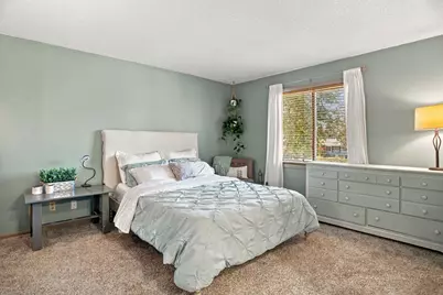 10626 Daisy Circle, Bloomington, MN 55438 - Photo 20