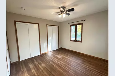 635 8th Avenue E, Shakopee, MN 55379 - Photo 16