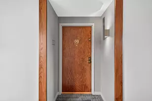 100 2nd St SE, Minneapolis, MN 55414 - Photo 2