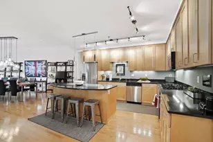 111 4th Ave N, Minneapolis, MN 55401 - Photo 2