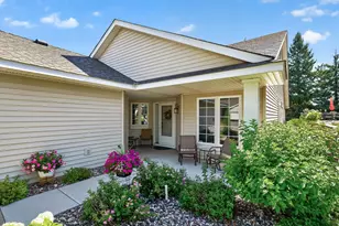 14437 Edgewood Ave, Savage, MN 55378 - Photo 2