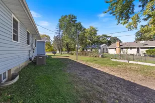 5340 Byron Ave N, Crystal, MN 55429 - Photo 32