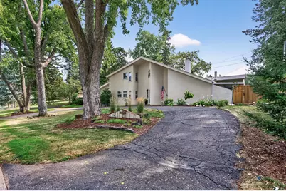 2420 Simpson Street, Roseville, MN 55113 - Photo 2