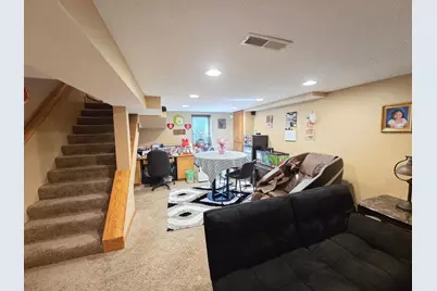 8011 1st Avenue S, Bloomington, MN 55420 - Photo 32