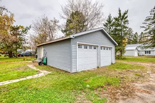 513 26th St NW, Bemidji, MN 56601 - Photo 4