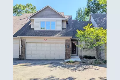 734 Sullivan Way NE, Columbia Heights, MN 55421 - Photo 2