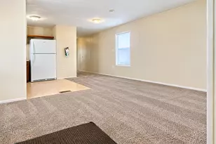 3812 Patriot Ln, Circle Pines, MN 55014 - Photo 10