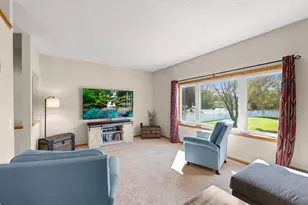 9508 204th St W, Lakeville, MN 55044 - Photo 8