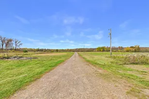 1818 Sherwood St, Mora, MN 55051 - Photo 36