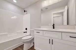 2119 Lunden St, Saint Peter, MN 56082 - Photo 8