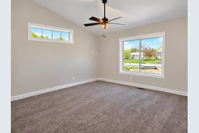 2119 Lunden Street, Saint Peter, MN 56082 - Photo 4