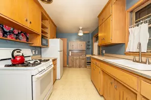 4249 Oliver Ave N, Minneapolis, MN 55412 - Photo 10