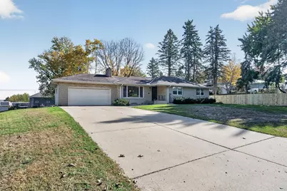 346 Reid Lane, South Saint Paul, MN 55075 - Photo 2
