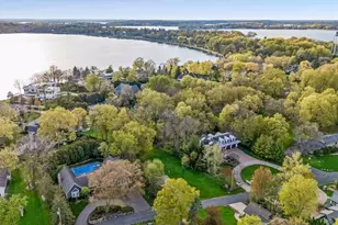 2308 Huntington Point Rd E, Wayzata, MN 55391 - Photo 14