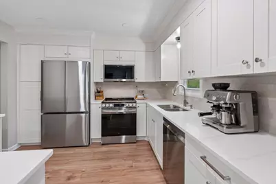 13120 Thomas Avenue S, Burnsville, MN 55337 - Photo 8