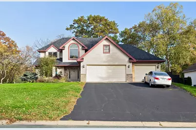 109 Woodridge Lane, Lino Lakes, MN 55014 - Photo 2