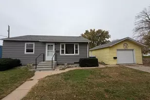 1604 N 2nd St, Mankato, MN 56001 - Photo 2