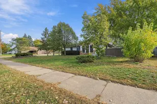 7859 Monroe St NE, Spring Lake Park, MN 55432 - Photo 24