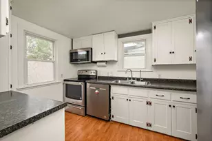 2745 Hampshire Ave S, Saint Louis Park, MN 55426 - Photo 8