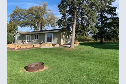 8404 Waters Edge Drive, Chanhassen, MN 55317 - Photo 4
