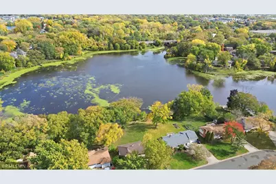 6813 Hickory Street NE, Fridley, MN 55432 - Photo 20