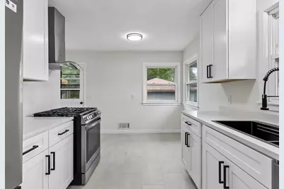 740 24th Avenue N, South Saint Paul, MN 55075 - Photo 12