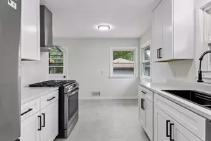 740 24th Ave N, South Saint Paul, MN 55075 - Photo 12