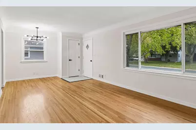 740 24th Avenue N, South Saint Paul, MN 55075 - Photo 6