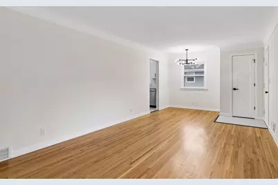 740 24th Avenue N, South Saint Paul, MN 55075 - Photo 8
