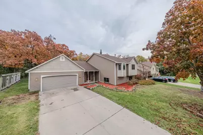 1568 Lakewood Drive N, Maplewood, MN 55119 - Photo 2