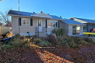 204 W 2nd St, Argyle, MN 56713 - Photo 1