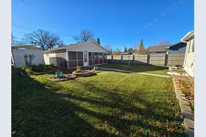204 W 2nd Street, Argyle, MN 56713 - Photo 16
