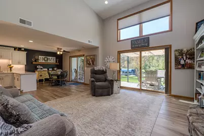 517 W Riverview Drive, Waterville, MN 56096 - Photo 12