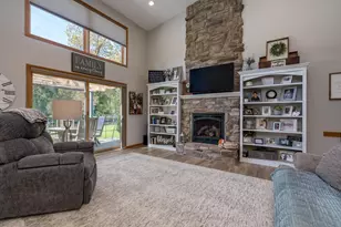 517 W Riverview Dr, Waterville, MN 56096 - Photo 8