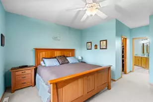 542 Majestic Oaks Ct, Eagan, MN 55123 - Photo 20
