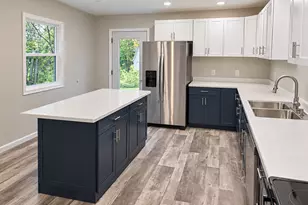 300 17th St NW, Willmar, MN 56201 - Photo 2