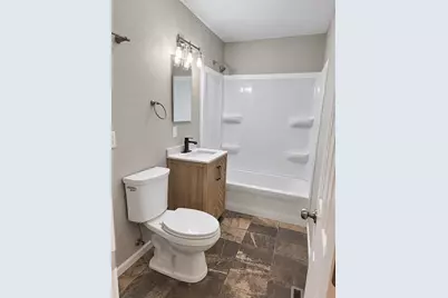 300 17th Street NW, Willmar, MN 56201 - Photo 8