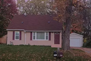 1844 Barclay St, Maplewood, MN 55109 - Photo 1