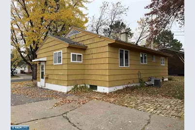 306 Andover Road, Hoyt Lakes, MN 55750 - Photo 2