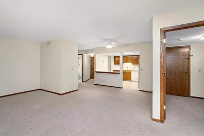 603 Lake Street #107, Excelsior, MN 55331 - Photo 6