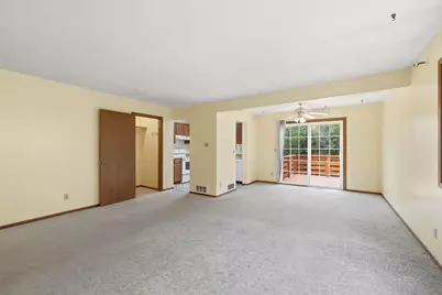 326 Morningside Circle, Saint Paul, MN 55119 - Photo 16