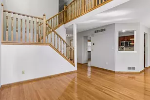 1640 Rose Hill Cir, Saint Paul, MN 55108 - Photo 18