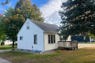 611 S Swift Ave, Litchfield, MN 55355 - Photo 8