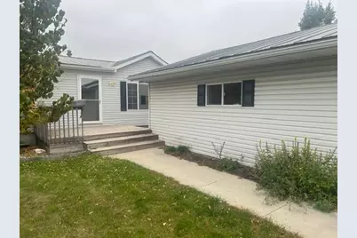 411 Port Court, Breckenridge, MN 56520 - Photo 2