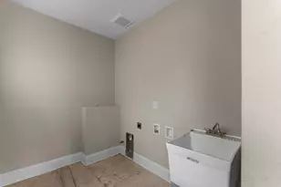 989 Burr St, Saint Paul, MN 55130 - Photo 24