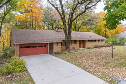 112 W Glencrest Drive, Mankato, MN 56001 - Photo 1
